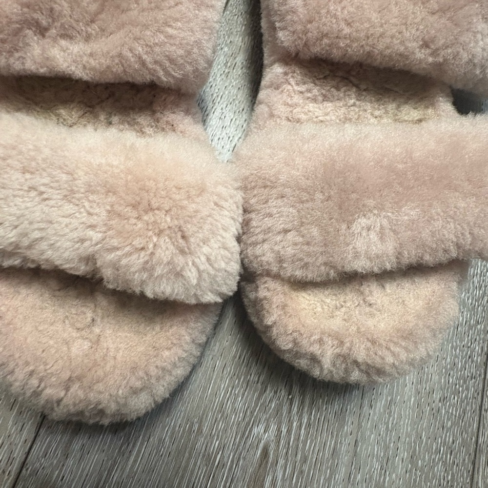 UGG Plush Shearling Slippers in pink - Picture 4 of 13